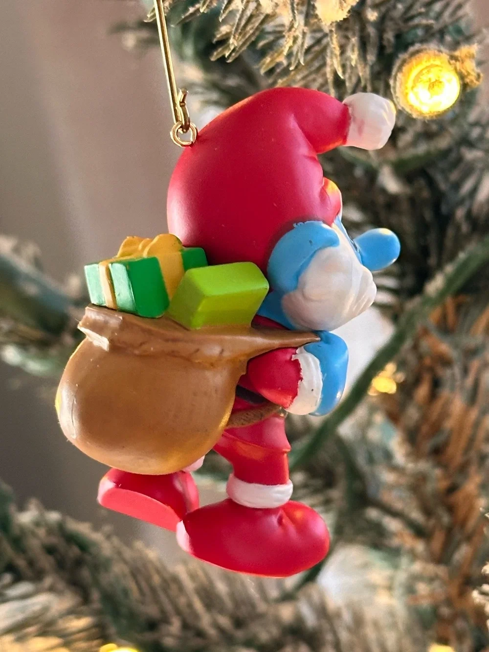 2013 Hallmark Keepsake Papa Smurf Christmas Ornament